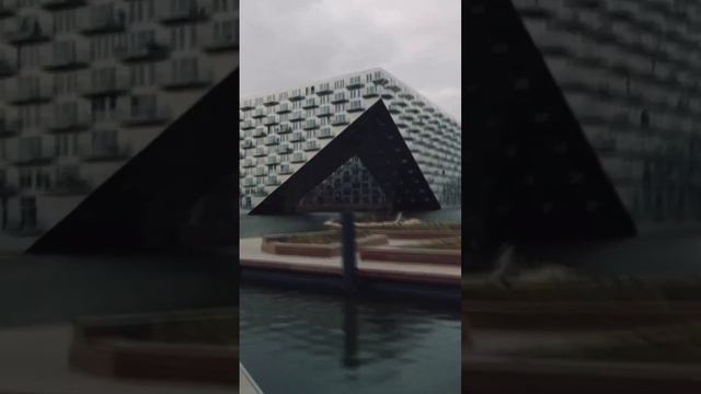 Один из шедевров архитектуры представлен на видео.