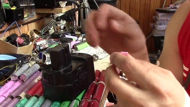 CO  Как восттановить и продлить жизнь аккумуляторов шуруповёрта