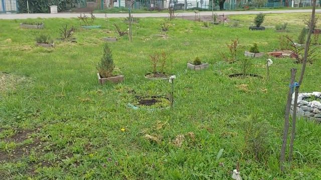 574.Есть же такие люди, сами не делают и другим гадят ?