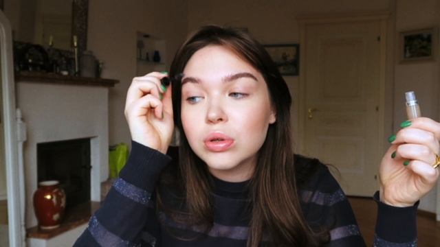 VLOG:ТЕСТИРУЕМ НОВИНКИ ДЛЯ МАКИЯЖА И ВОЛОС//О РАЗУМНОМ ПОТРЕБЛЕНИИ