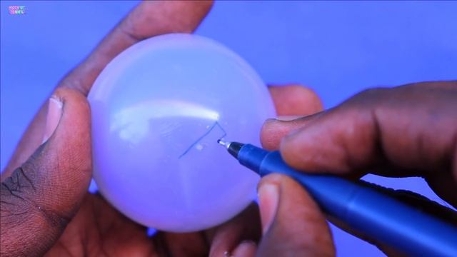 Awesome uses of old solar panels and old mobile charger | flashlight | LED bulbs