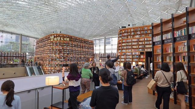 Starfield Library,Seoul | Korea Tour [4K]