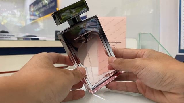 PERFUME LOOK | NARCISO RODRIGUEZ FOR HER FOREVER EAU DE PARFUM