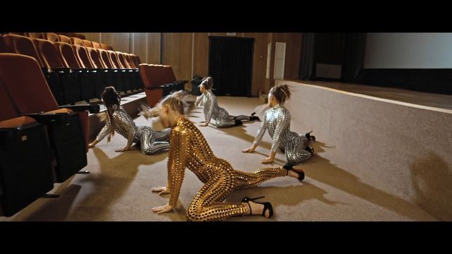 Jet Set // Sasha Stone // Центр "Среда"