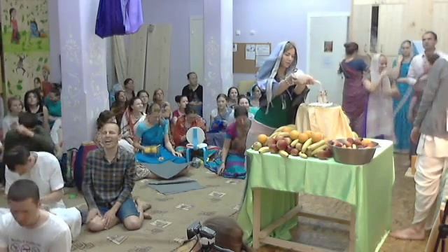 2014.06.09-10, Пн-Вт. - СПб, КЦ Гаура. 11-я луна, Пандава Экадаши. Кришна Киртан пр.