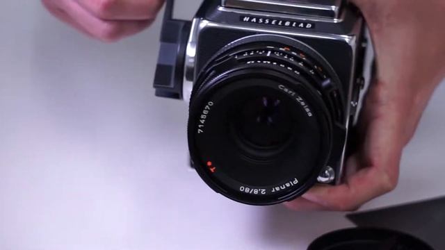 Hasselblad 500 C/M CM + CF Planar 80mm F2.8 + A-12 Film Back Set