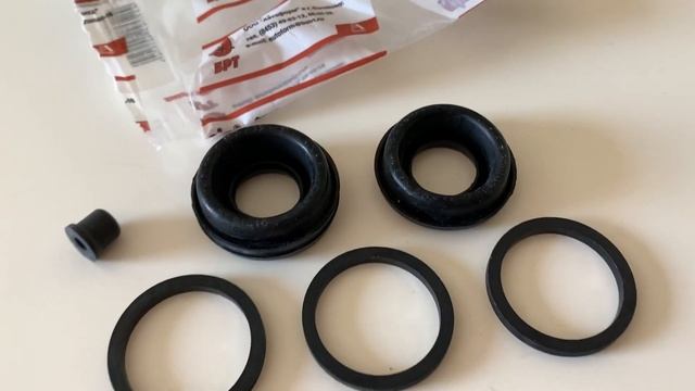 Ремонтен комплект преден спирачен цилиндър за Лада Нива/Repairing kit front brake cylinder Lada Niv
