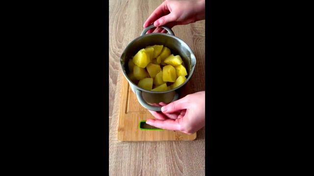 КАРТОФЕЛЬНЫЕ ГНЁЗДА😍 #food #рецепт #cooking #еда #shorts