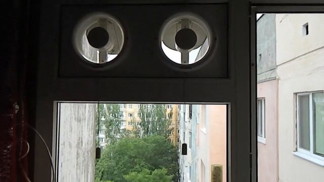 Вытяжка оконная