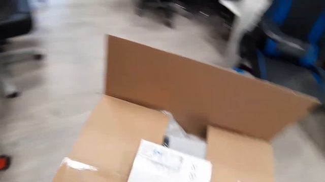 Чеки при региональной  отгрузке \ Noblechairs HERO TX Fabric  едет в Воронеж