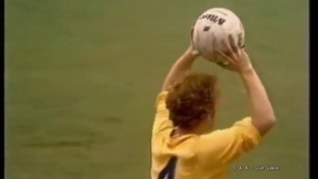 Leeds United movie archive 1970s - embarrassingly just too good 1973-74