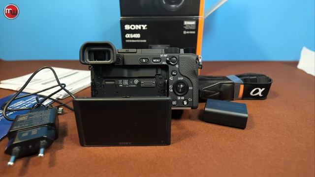 Unboxing SONY mirrorless A6400 16-50mm by stop motion