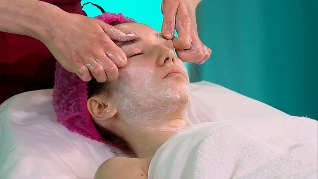 ПРОЦЕДУРЫ ДЛЯ МОЛОДОСТИ: МИОЛИФТИНГОВЫЙ МАССАЖ ЛИЦА