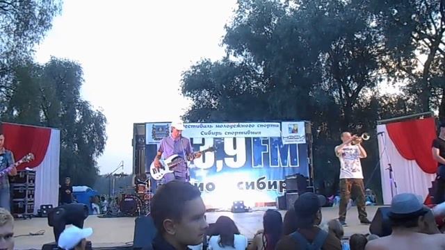 Цемент-BanD презентация песни Омский метрополитен в день города 04.08.13