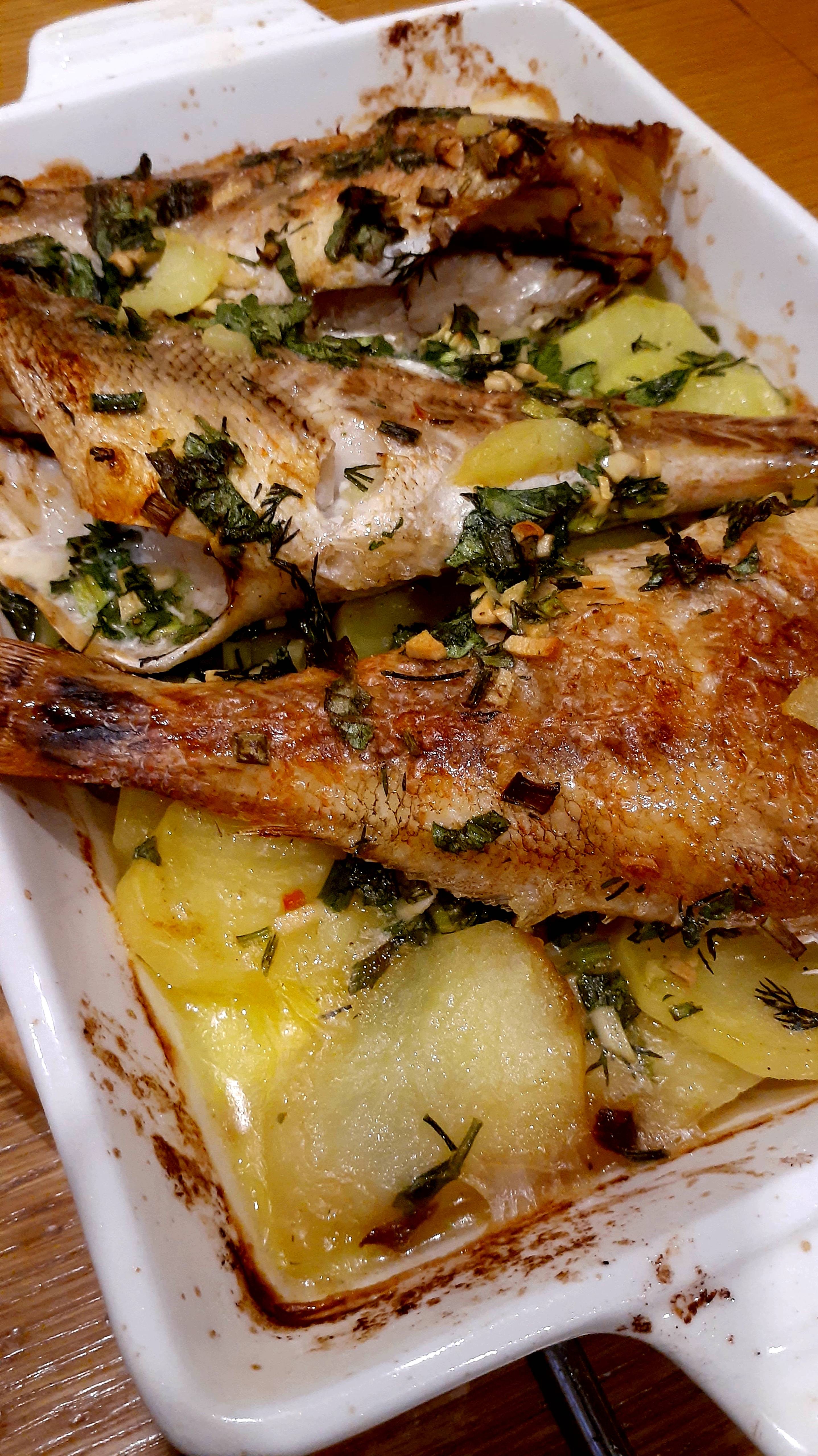 Окунь в духовке.