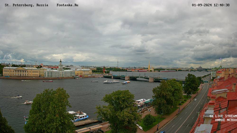 Санкт-Петербург онлайн обзорная веб-камера