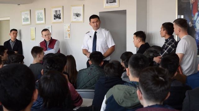 Как стать профессиональным пилотом в Казахстане? | Тимур Машуров, командир Boeing в Air Astana