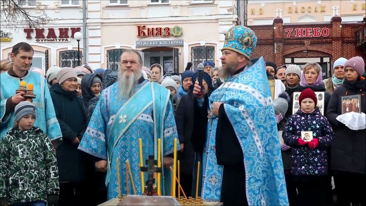 В Кинешме прошли крестный ход и лития по павшим горожанам