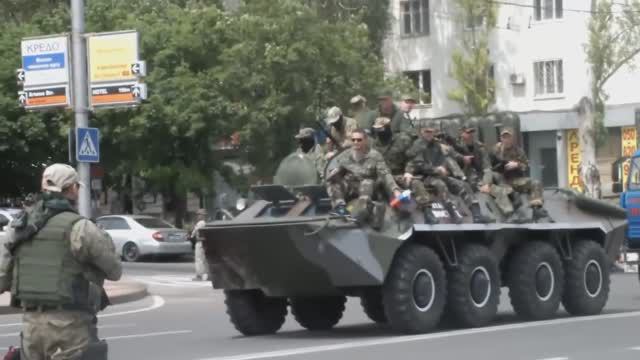 Парад 9 мая 2014-го года на площади Ленина в Донецке