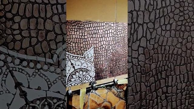 декоративная штукатурка из обычной акриловой шпаклёвки и трафарета