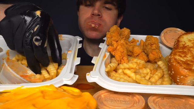 ASMR MUKBANG RAISING CANES CHICKEN & FRIES WITH EXTRA CANES SAUCE & TOAST
