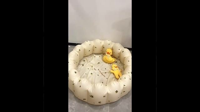 Бассейн детский сухой для игрушек, купания и песка.