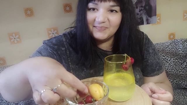 Мукбанг/Mukbang. Не АСМР. Сладкий стол: мороженное, пироженое, фрукты