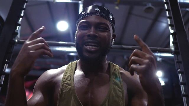 PROJECT SHREDDED- CHEST 'N' TRICEPS ( Split workout )