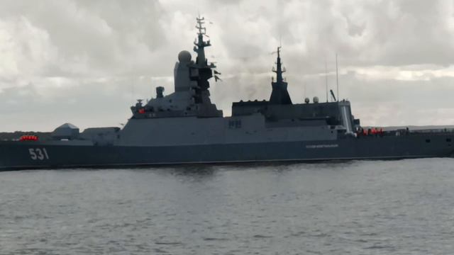 Военный корабль на Балтике