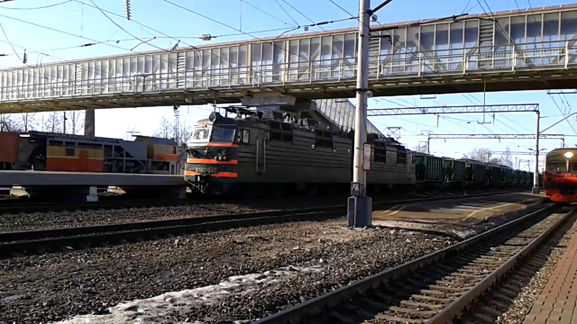 ВЛ80с-545 с грузовым поездом