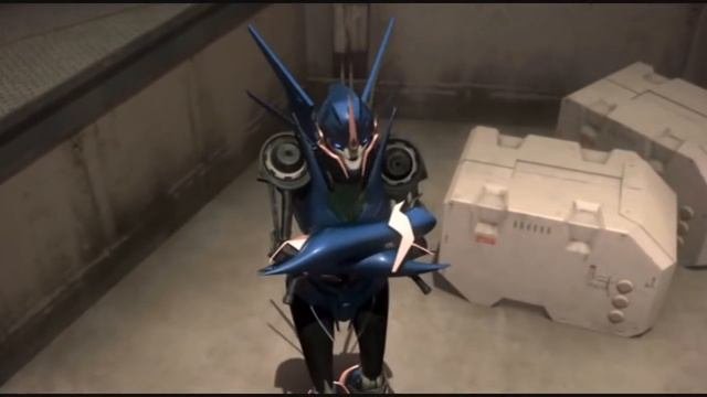 Bee  Arcee