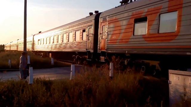 Тепловоз М62-1257 с поездом N65 Москва - Кишинёв на перегоне Мерены - Ревака.