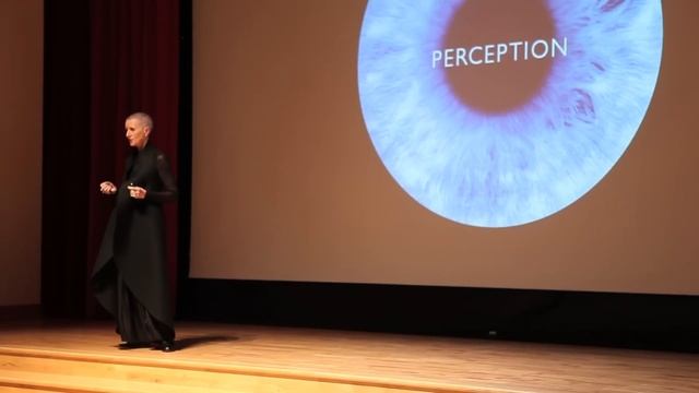 The art of being yourself | Caroline McHugh | TEDxMiltonKeynesWomen