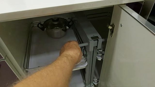  Бананполукарусель гитара   одним словом ЛАМАНС - это круто!