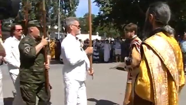 В КАДРЕ  Севастополю передана в дар икона Божией Матери «Благодатное Небо»