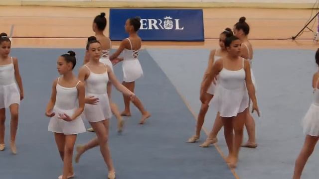 People Help de People - Danza clásica - Ballet