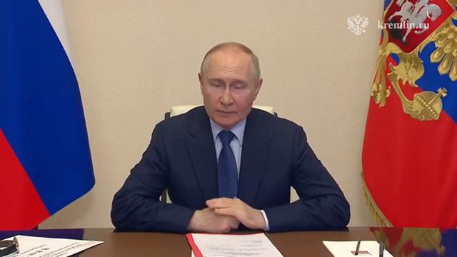Владимир Путин потребовал производить ракеты средней и меньшей дальности