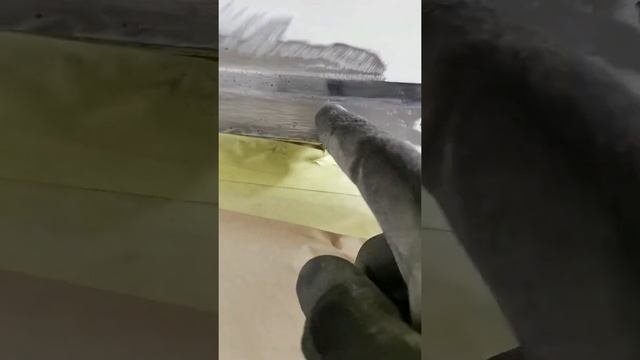 поменял стекло поменял крышу  changed the glass changed the roof