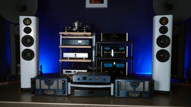 Wharfedale Evo4.4  Крупные напольники в линейке EVO 4