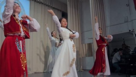 "Жалын бий" - танцевальный коллектив "KG-Ural" (Екатеринбург) на фестивале национальных культур