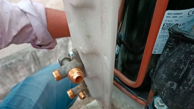 LG inverter AC compressor changing and gas charging process full video