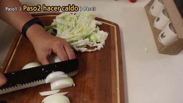Como hacer fideos coreanos picantes con mariscos _ Recetas de Comida coreana en español