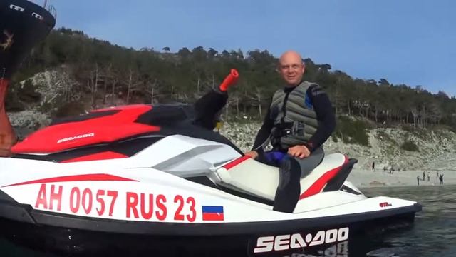 На гидроцикле к сухогрузу 
