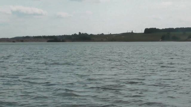 рыбалка озеро лебеди и ураган аж лодка улетела
