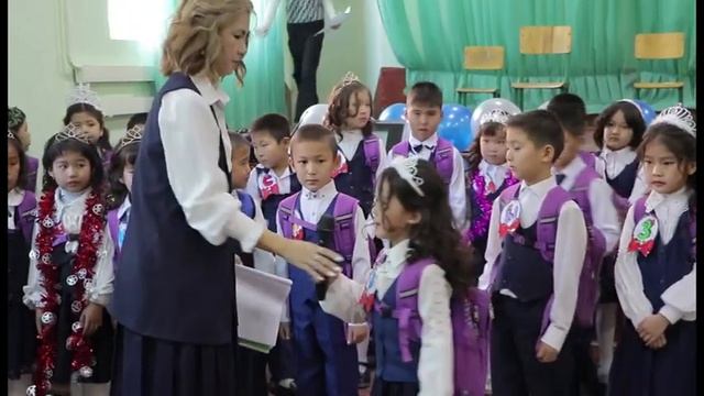 Муниса Праздник букварь  1 часть 22 школа 1 ж класс