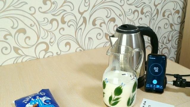 За 5 секунд отгадайте. Что если вскипятить кока колу, молоко, воду, газ.воду. Какая жидкость быстре