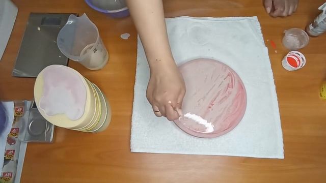 Кашпо  и поднос в мраморе