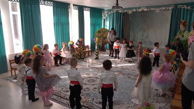 Весенний бал группы Василёк. Утренник к Международному Женскому дню 8 марта.