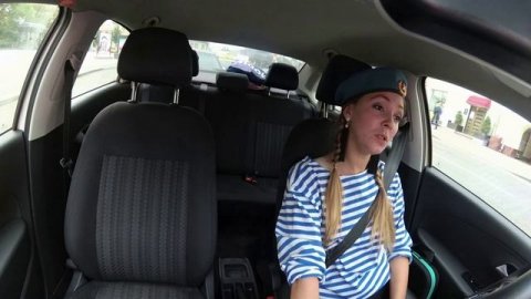 ?№3 Опасно ли девушке таксовать в день ВДВ??