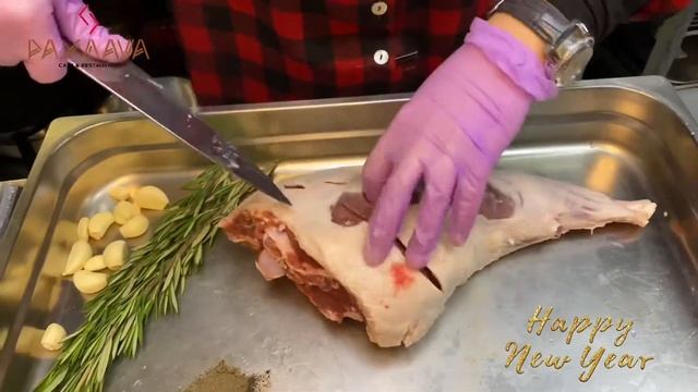 НОВОГОДНЕЕ МЕНЮ/ЗАПЕЧЕННАЯ НОЖКА ЯГНЁНКА/ГОТОВИМ ШАХ ПЛОВ/ГОТОВИМ НОЖКУ ЯГНЁНКА